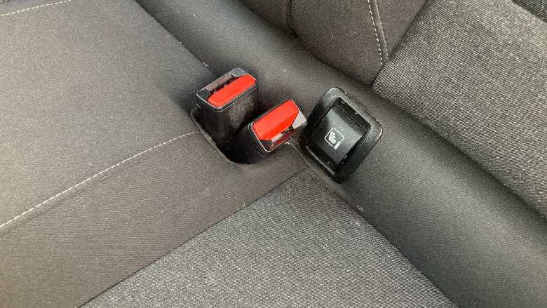 Renault Clio 1.0 TCe 90 Iconic Edition 5dr Petrol Hatchback